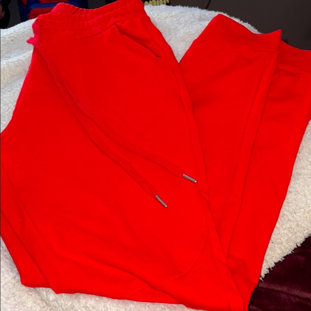 Buffbunny jasmine jogger - red